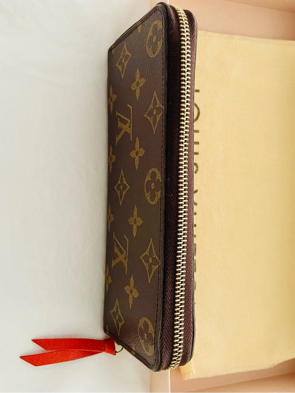 Louis Vuitton classic louis